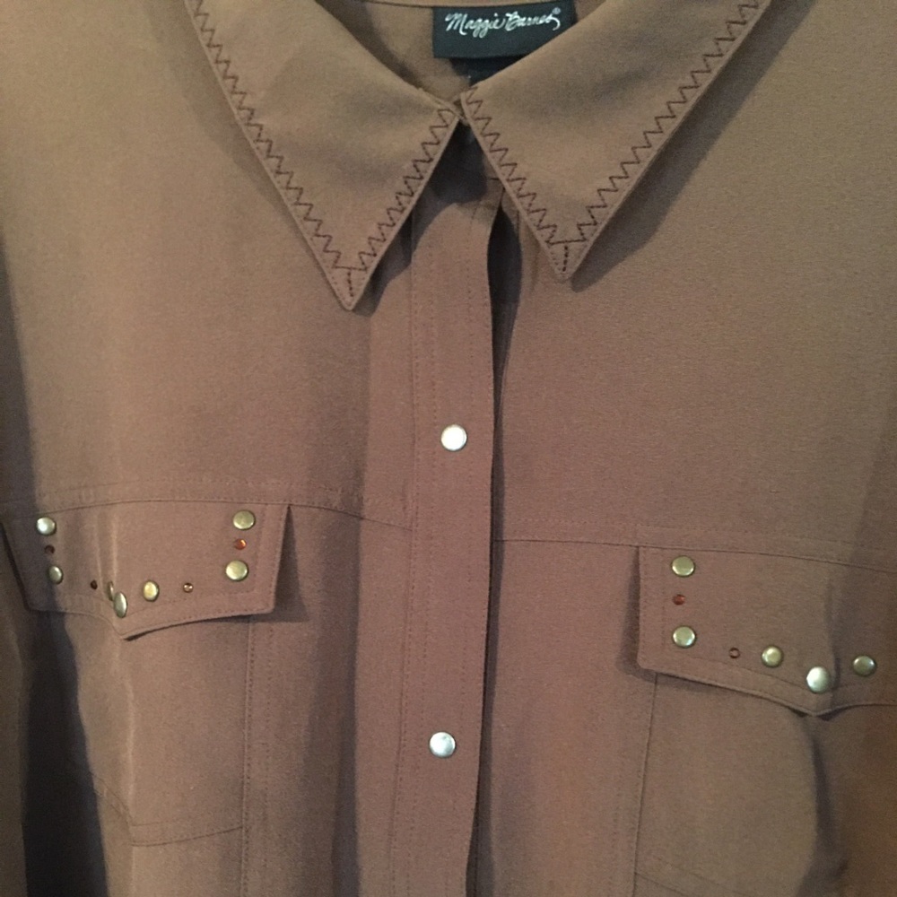 Plus-size cowgirl style blouse